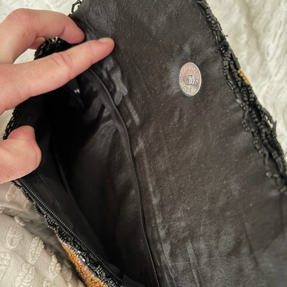 Floral Beaded Clutch - Picture 4 of 4